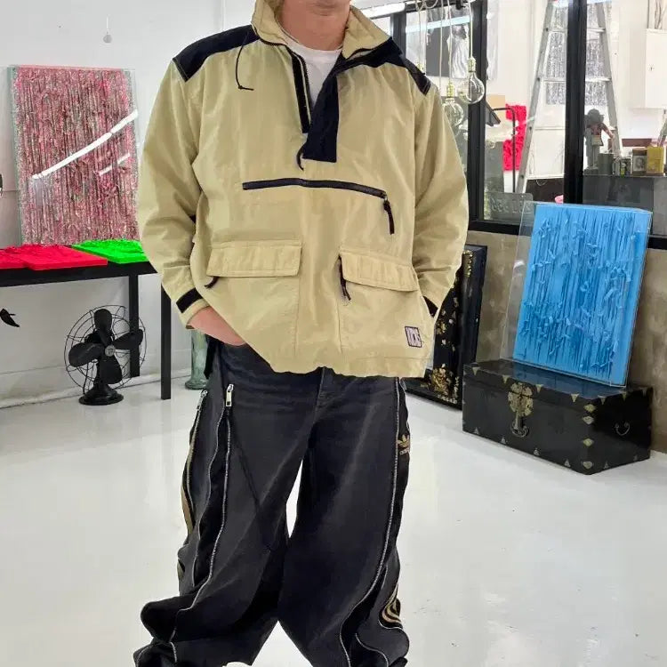 [BUNJANG] Kicks Anorak Windbreaker / kicks바스락 아노락 바람막이