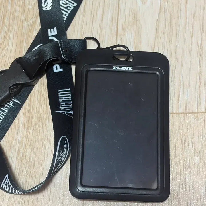 [BUNJANG] PLAVE Yewon Sixth Summer Lanyard / 플레이브 랜야드 육여름 여섯번째여름 목걸이