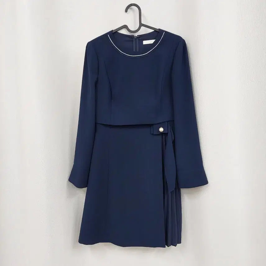 [BUNJANG] JJ JIGOTT Pearl Embellished Pleated Dress / JJ지고트 진주장싣 플리츠 원피스