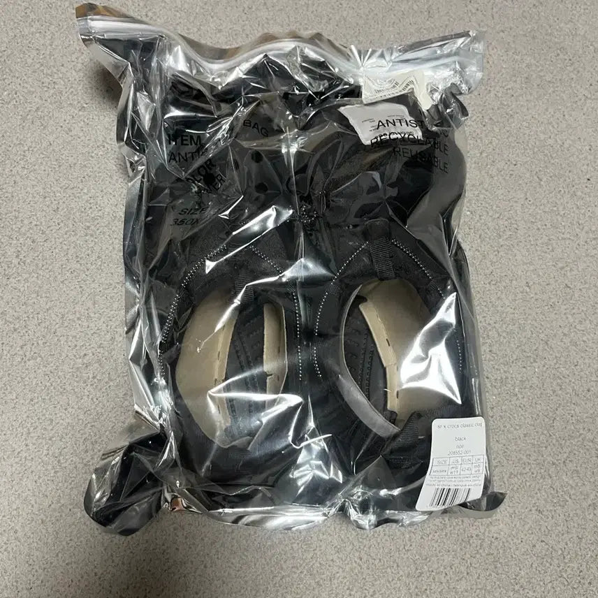 [BUNJANG] Crocs x Satisfy Classic Clog Black 270 / 크록스 x 새티스파이 클래식 클로그 블랙 270