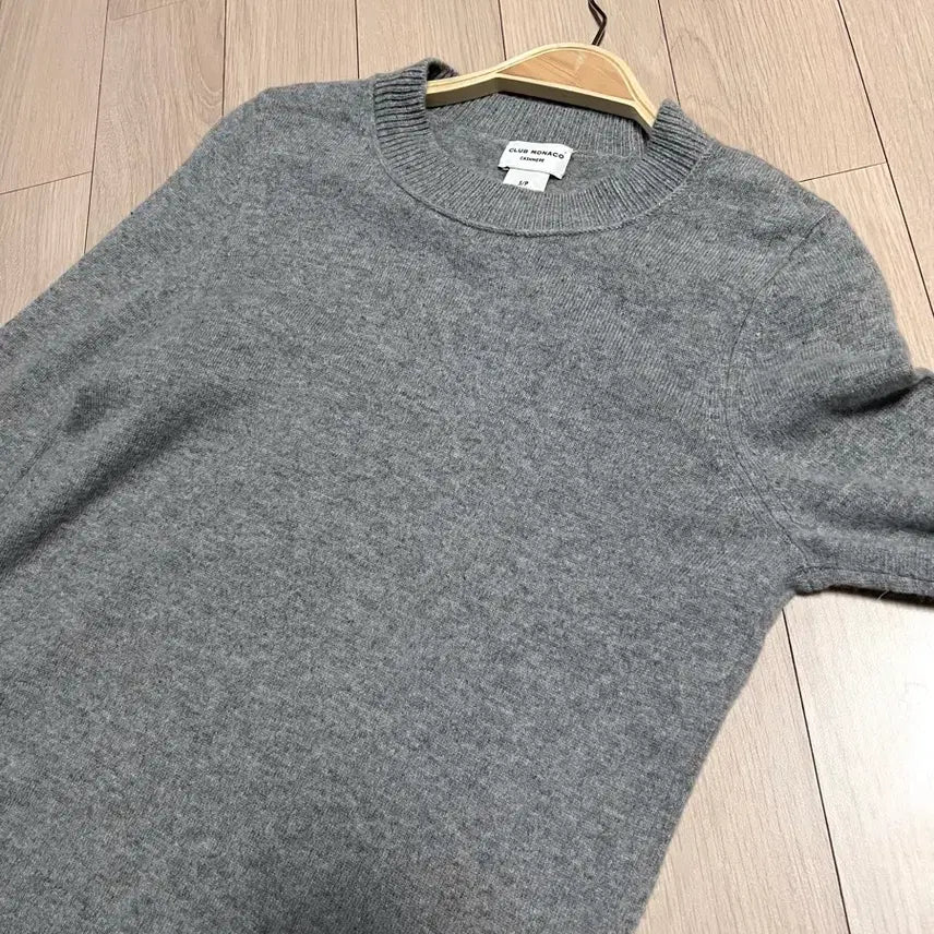[BUNJANG] Club Monaco Cashmere 100% Slit Button Knit Sweater / 한섬 클럽모나코 캐시미어100% 소매 슬릿 버튼 니트 그레이 회색