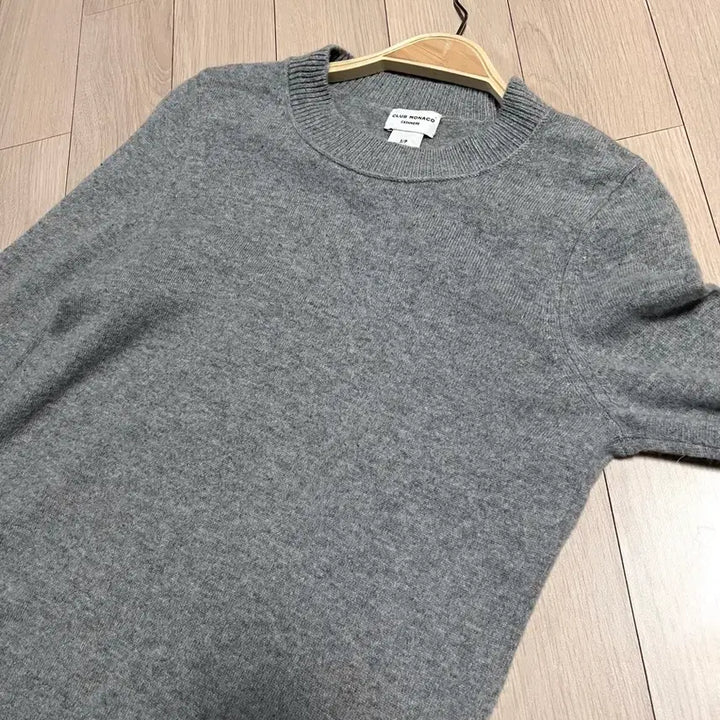 [BUNJANG] Club Monaco Cashmere 100% Slit Button Knit Sweater / 한섬 클럽모나코 캐시미어100% 소매 슬릿 버튼 니트 그레이 회색
