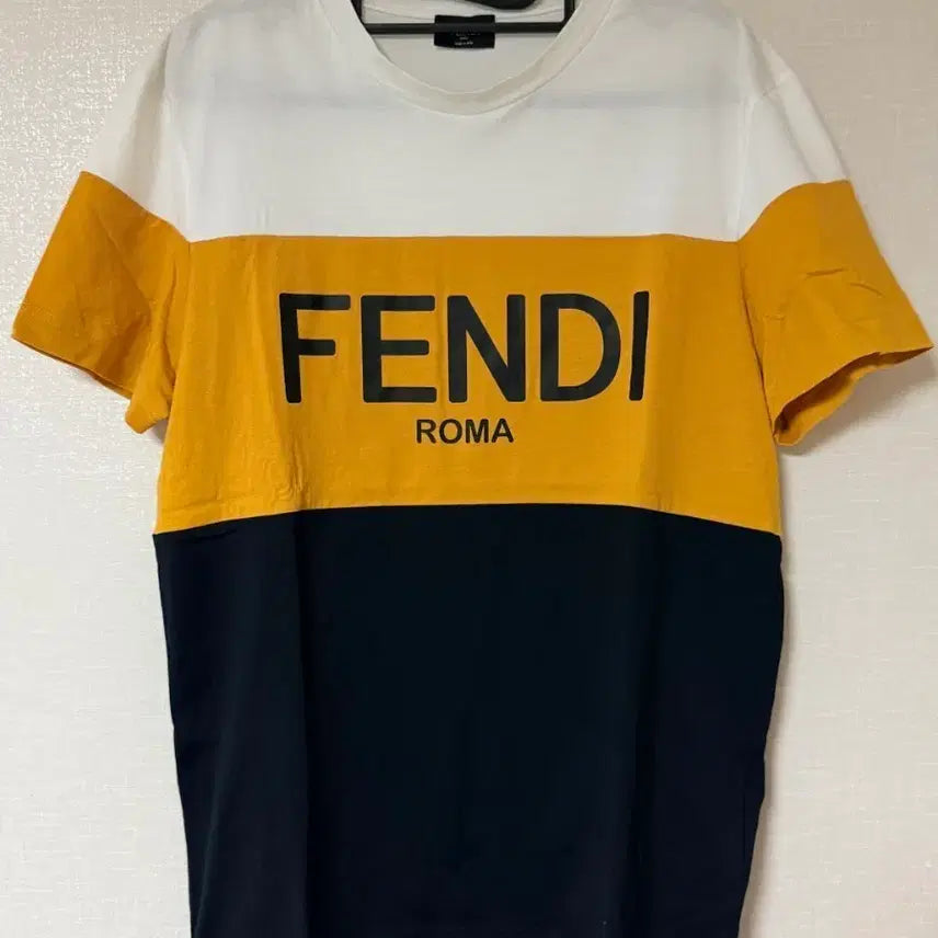[BUNJANG] Fendi Roma Logo Colorblock T-shirt / 펜디 로고반팔 L  정품