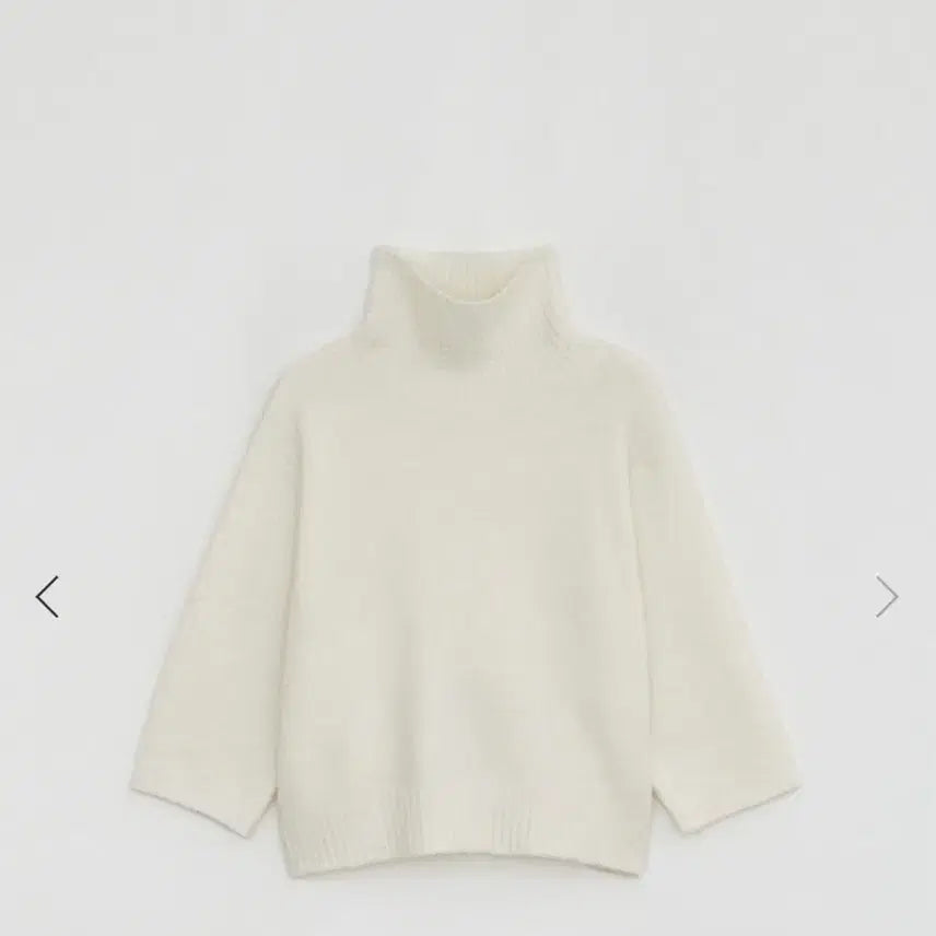[BUNJANG] Low Tide Boucle Turtleneck Knit Sweater / 로우타이드 부클 터틀넥 니트