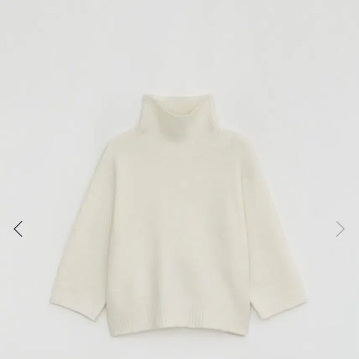 [BUNJANG] Low Tide Boucle Turtleneck Knit Sweater / 로우타이드 부클 터틀넥 니트
