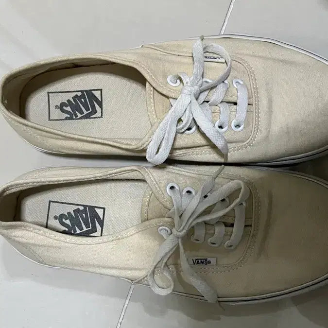 [BUNJANG] Vans Authentic Sneakers / 반스 어센틱