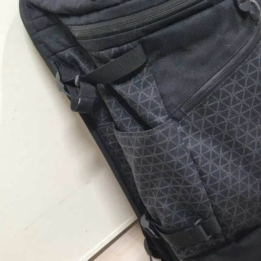[BUNJANG] The North Face Jackpot 25L Backpack / 노스페이스 잭팟 백팩