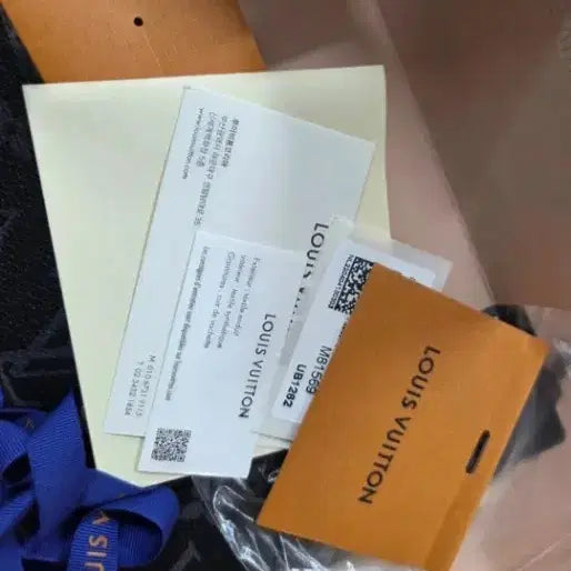 [BUNJANG] Louis Vuitton Pochette To Go Monogram Eclipse Clutch / 루이비통 포쉐트 투 고 모노그램 이클립스 블랙