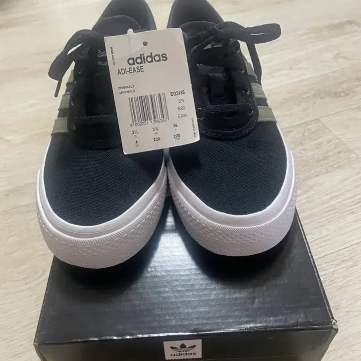 [BUNJANG] Adidas ADI-EASE Black Sneakers / 새상품 아디다스 ADI-EASE 블랙 220 사이즈 225가능