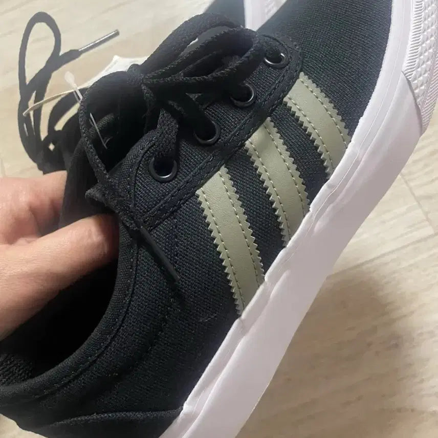 [BUNJANG] Adidas ADI-EASE Black Sneakers / 새상품 아디다스 ADI-EASE 블랙 220 사이즈 225가능