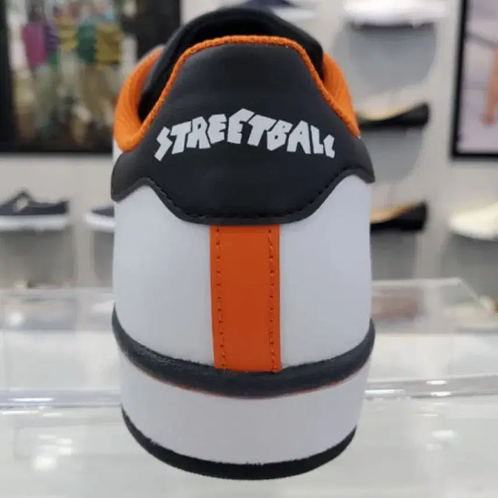 [BUNJANG] Adidas Superstar White Black Orange Sneakers / 새상품 아디다스 슈퍼스타 흰검 오렌지 스니커즈 220사이즈 225가능