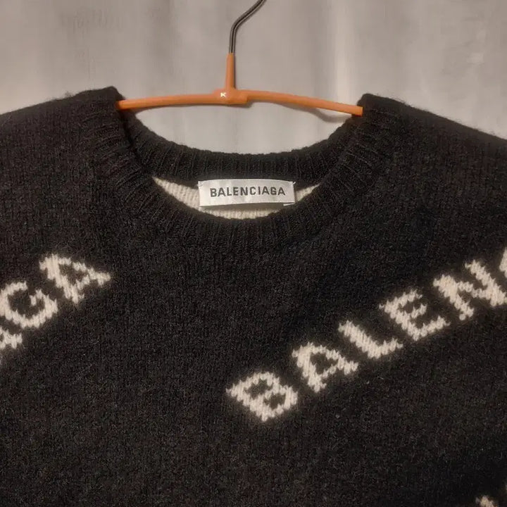 [BUNJANG] Balenciaga Multi Logo Knit Sweater / 발렌시아가 멀티로고 니트 M (국내 여자 55~66 남자 95 M )
