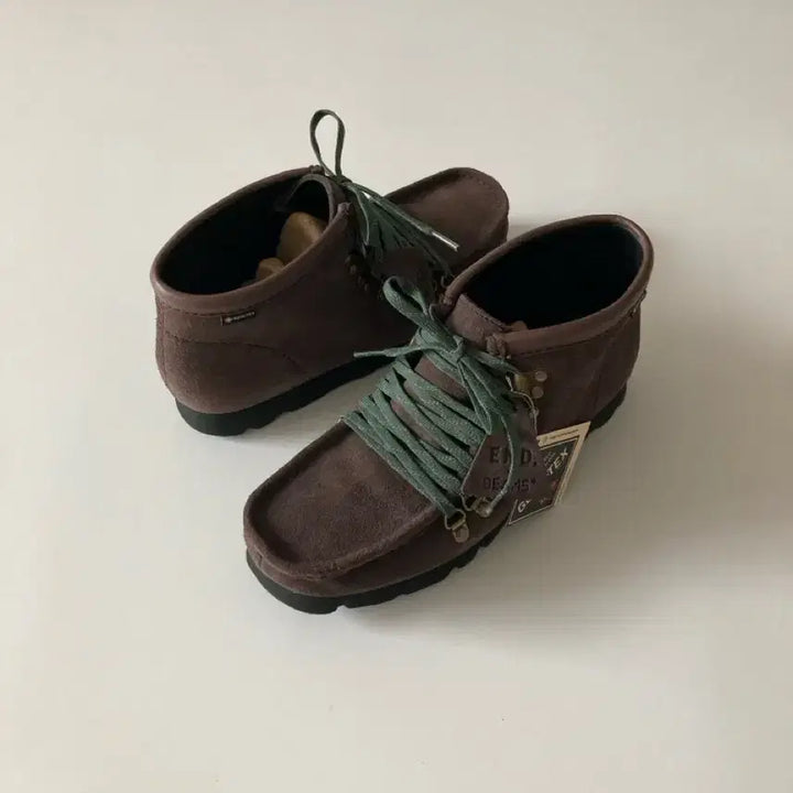 [BUNJANG] Clarks X END X BEAMS Plus Walla Hike GT Shoes / Clarks X END X BEAMS Plus, Walla Hike GT