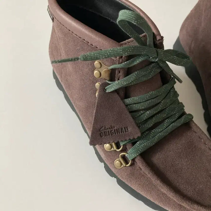 [BUNJANG] Clarks X END X BEAMS Plus Walla Hike GT Shoes / Clarks X END X BEAMS Plus, Walla Hike GT