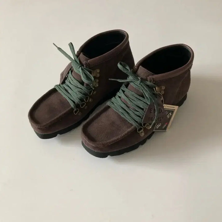 [BUNJANG] Clarks X END X BEAMS Plus Walla Hike GT Shoes / Clarks X END X BEAMS Plus, Walla Hike GT