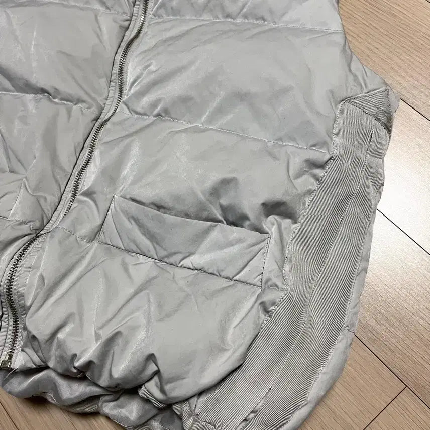 [BUNJANG] JePyeong i-d Goose Down Padded Vest Gray / 제평 아이디 i-d 구스다운 패딩 베스트 조끼 거위털 점퍼 그레이 회색