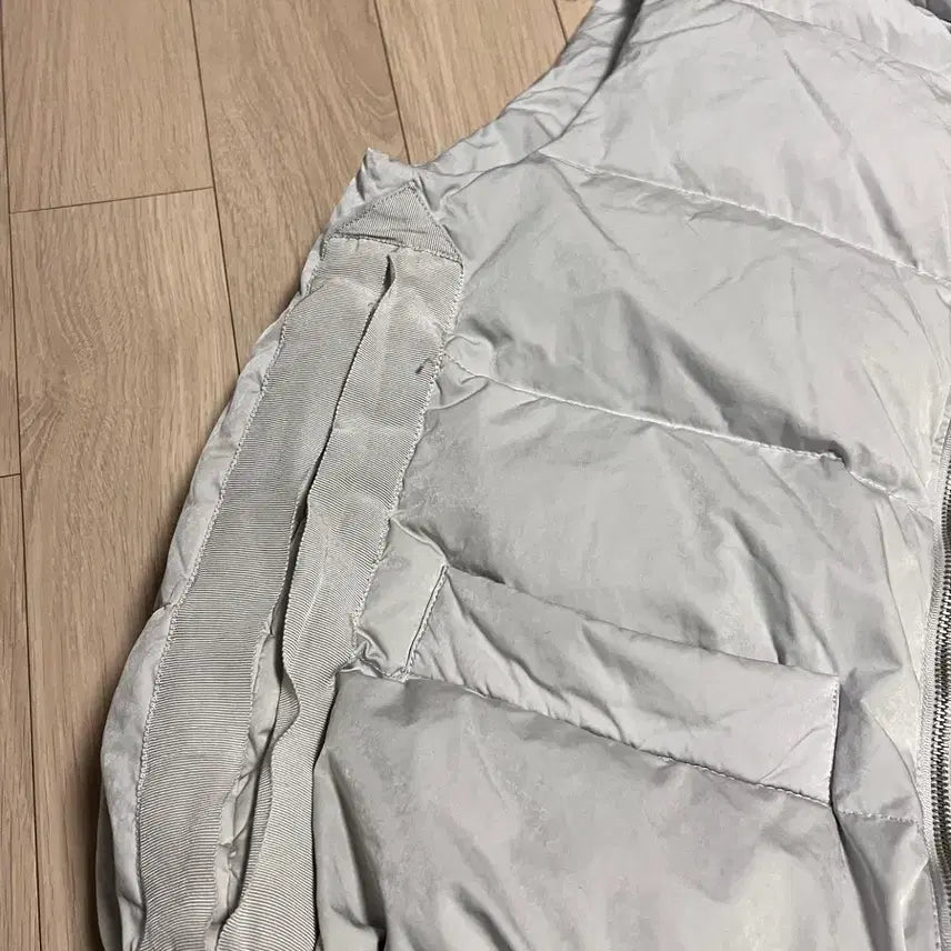 [BUNJANG] JePyeong i-d Goose Down Padded Vest Gray / 제평 아이디 i-d 구스다운 패딩 베스트 조끼 거위털 점퍼 그레이 회색
