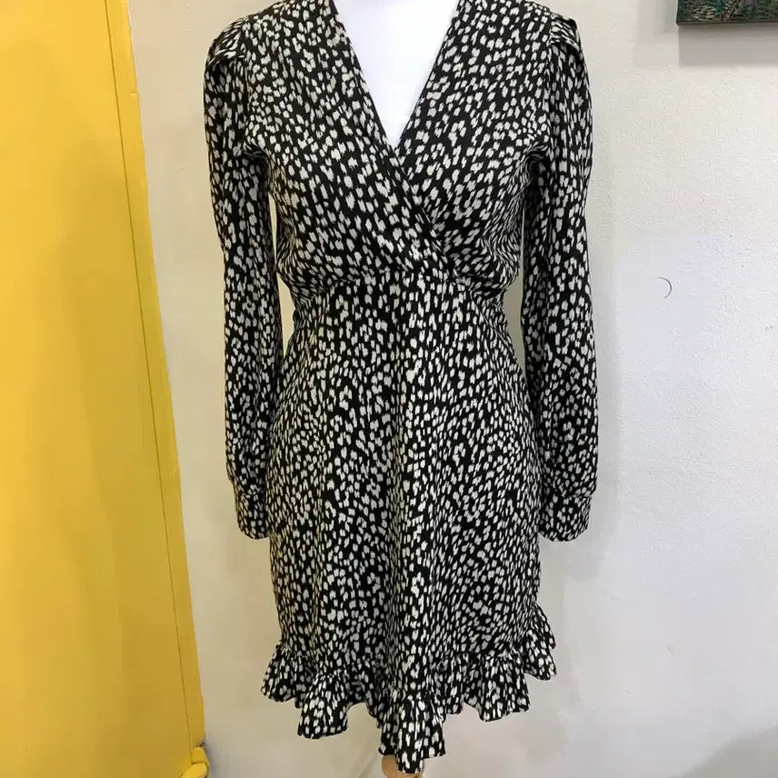 [BUNJANG] Black Polka Dot Frill Dress / 블랙 땡땡이 프릴 원피스