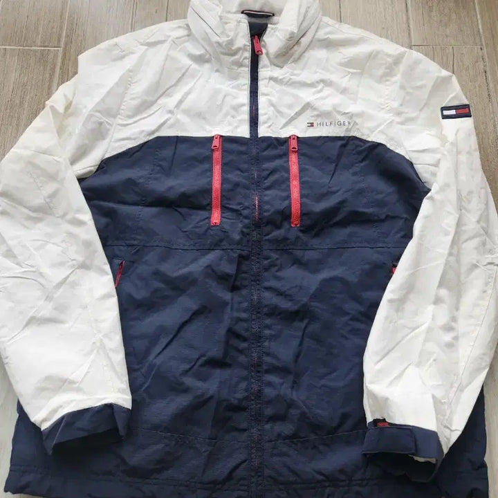 [BUNJANG] Tommy Hilfiger Windbreaker Jacket M / 타미힐피거 바람막이 M