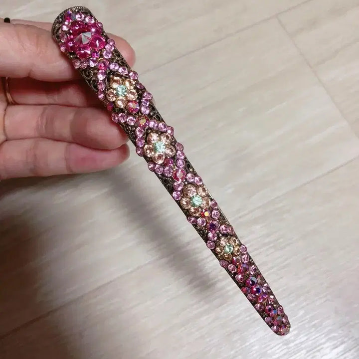 [BUNJANG] Cubic Hair Clip / 큐빅 집개삔