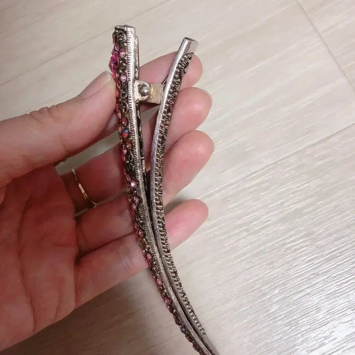 [BUNJANG] Cubic Hair Clip / 큐빅 집개삔