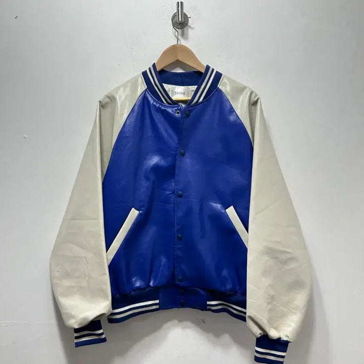 [BUNJANG] SHINE Blue Color Leather Stadium Jacket / SHINE 블루 배색 레더 스타디움 자켓 F