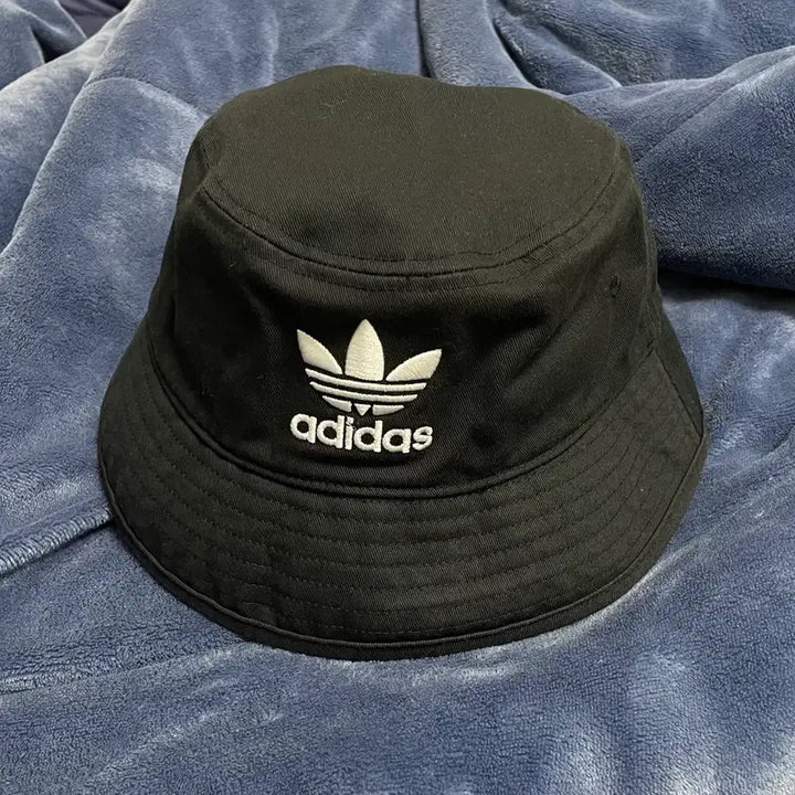 [BUNJANG] Adidas Bucket Hat Black 59 / 아디다스 버킷햇 블랙 59