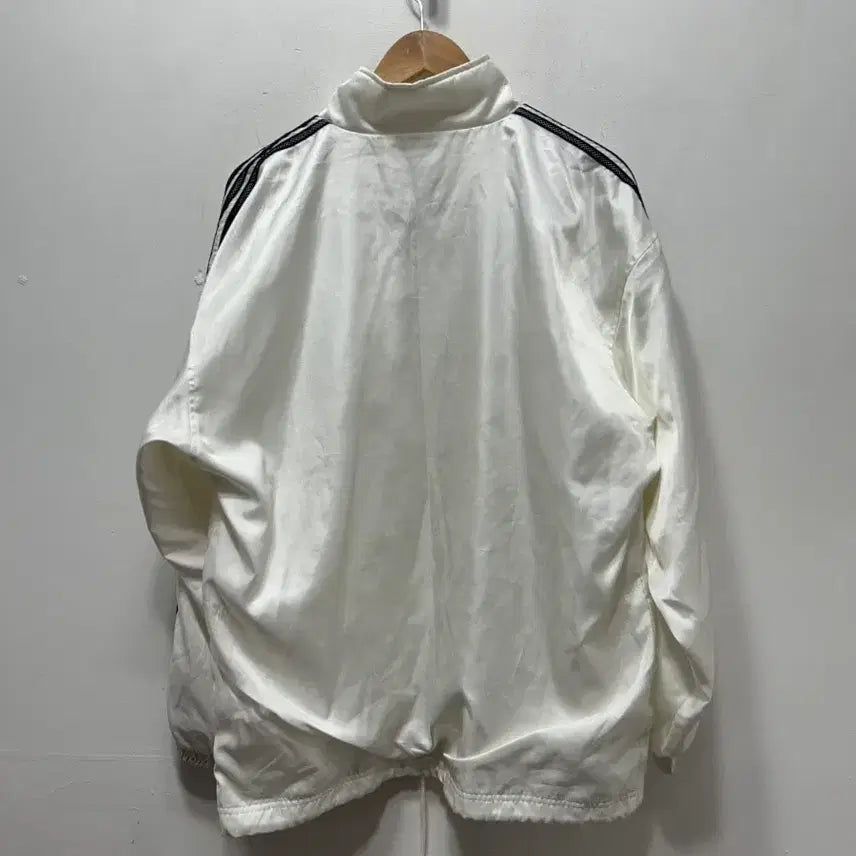 [BUNJANG] Adidas Three Stripes White Windbreaker Jacket Stadium L / 아디다스 삼선 화이트 바람막이 자켓 스타디움 L