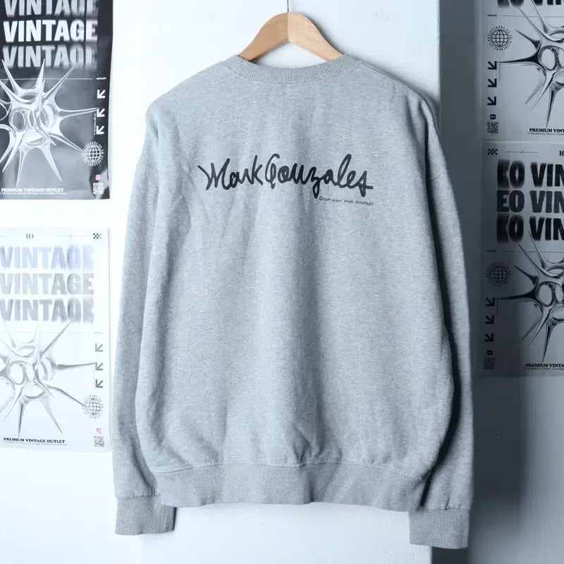 [BUNJANG] Mark Gonzales Small Logo Gray Sweatshirt / (M-XL) 마크곤잘레스 맨투맨 티셔츠 스몰로고 그레이 기모-1789B