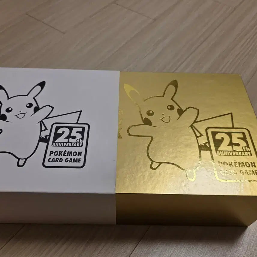 [BUNJANG] Pokemon 25th Anniversary Gold Box / 포켓몬카드 25주년 골드박스