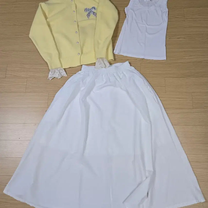 [BUNJANG] Lace Knit Cardigan, Tank Top, and Skirt Set / 레이스 니트 가디건+나시+스커트 SET