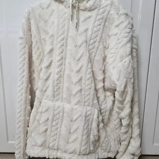 [BUNJANG] White Boa Knit Hoodie / 화이트 보아 니트후드