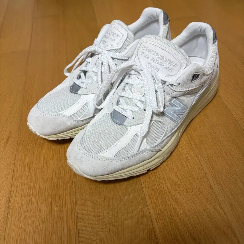 [BUNJANG] New Balance 991v2 Wind Chime Frozen Dew Sneakers / 뉴발란스 991v2 원드 차임 프로즌 듀 290 D