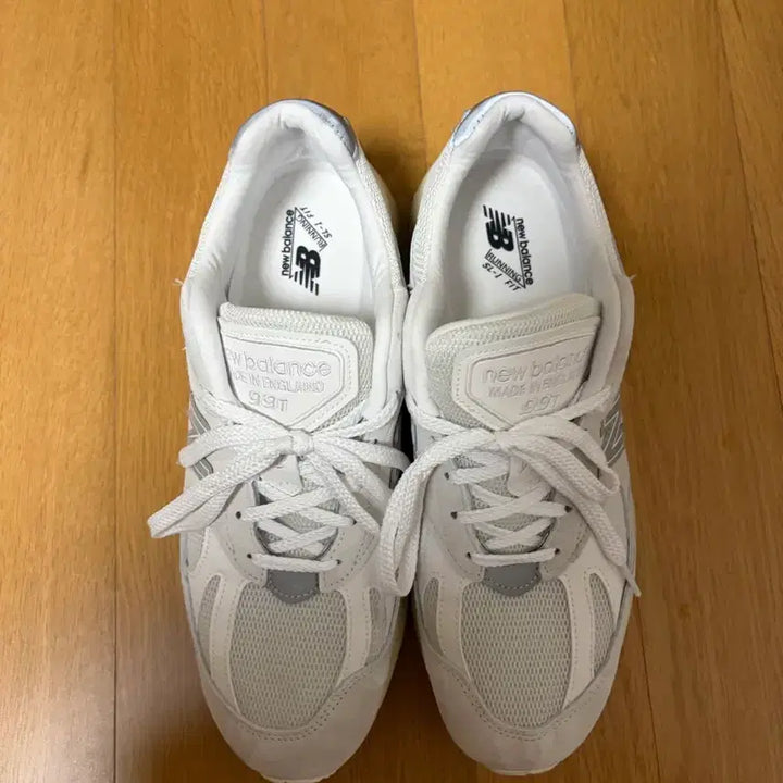 [BUNJANG] New Balance 991v2 Wind Chime Frozen Dew Sneakers / 뉴발란스 991v2 원드 차임 프로즌 듀 290 D