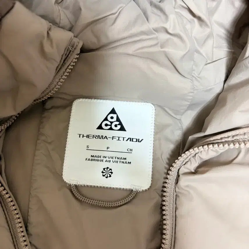 [BUNJANG] Nike ACG Therma-FIT Padded Jacket Beige S / 나이키 ACG 써마 핏 패딩 자켓 베이지 S