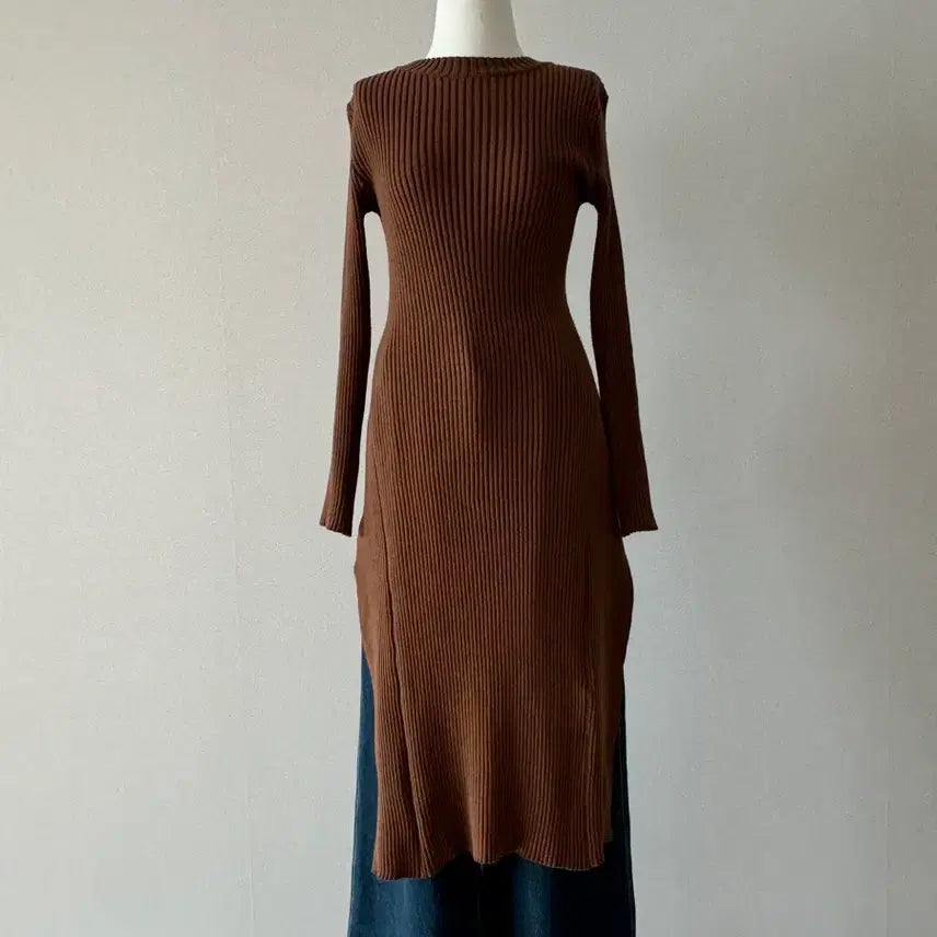[BUNJANG] Latizen Back Slit Knit Sweater / 라티젠 뒤트임니트 (새상품)