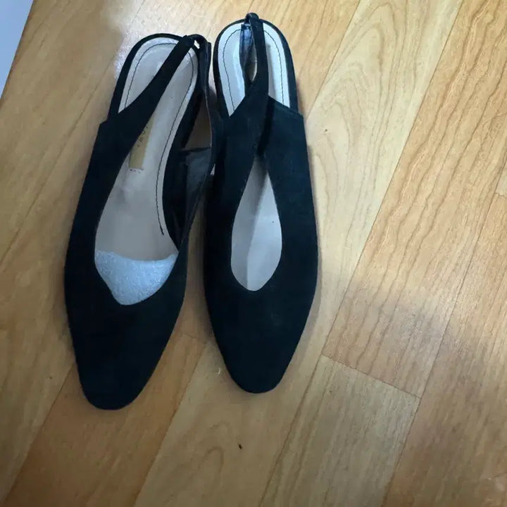 [BUNJANG] Black Slingback Flat Shoes - 230 / (배포 새상품) 블랙 슬링백 플랫슈즈 230