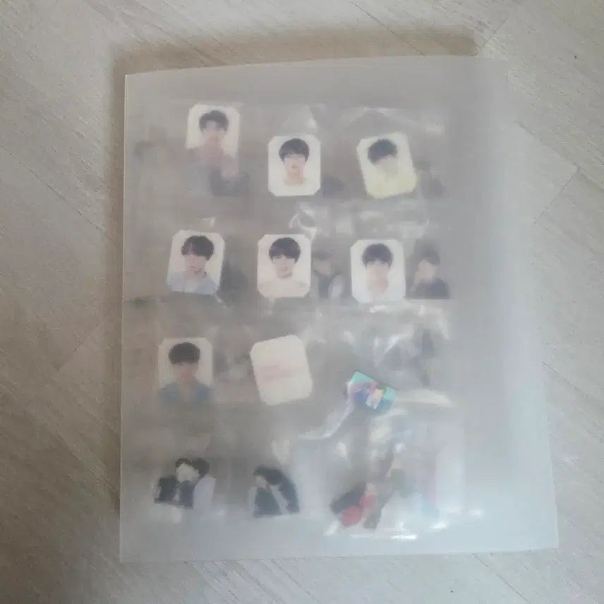 [BUNJANG] BTS (7 Members) Badge Bundle Set / 방탄소년단(7방탄) 뱃지 모음(일괄)