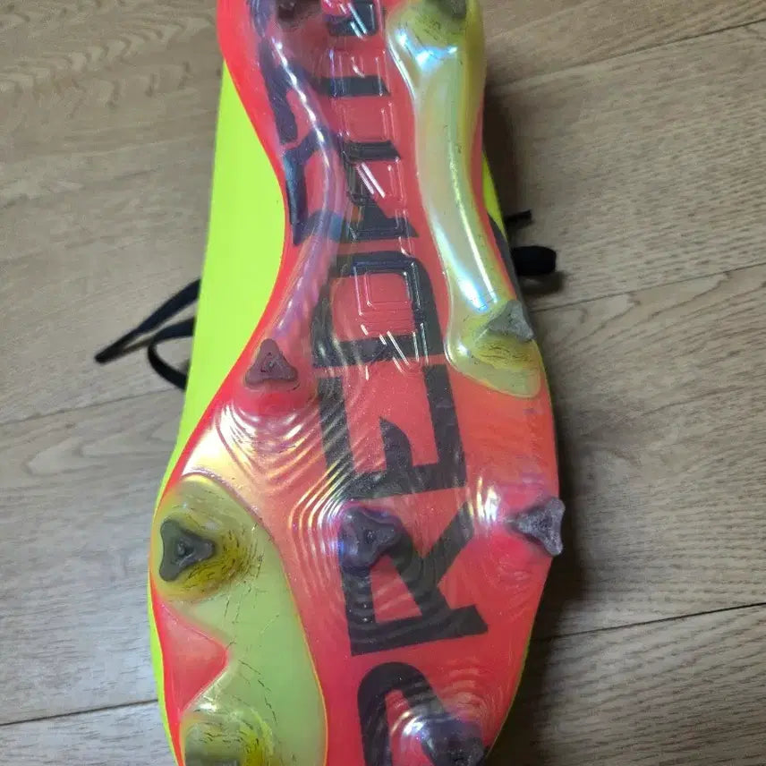 [SOLD OUT] 프레데터24 엘리트 fg 270 팜