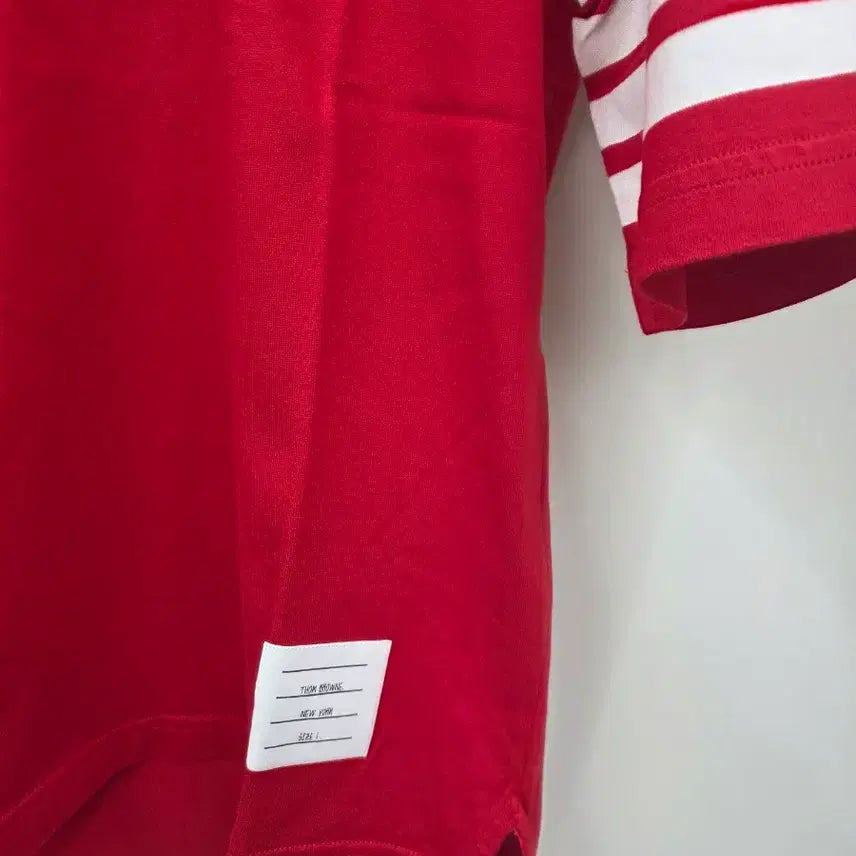 [BUNJANG] Thom Browne Four-Bar Short Sleeve T-shirt Red / 한정판 톰브라운 사선 완장 반팔 티셔츠 레드