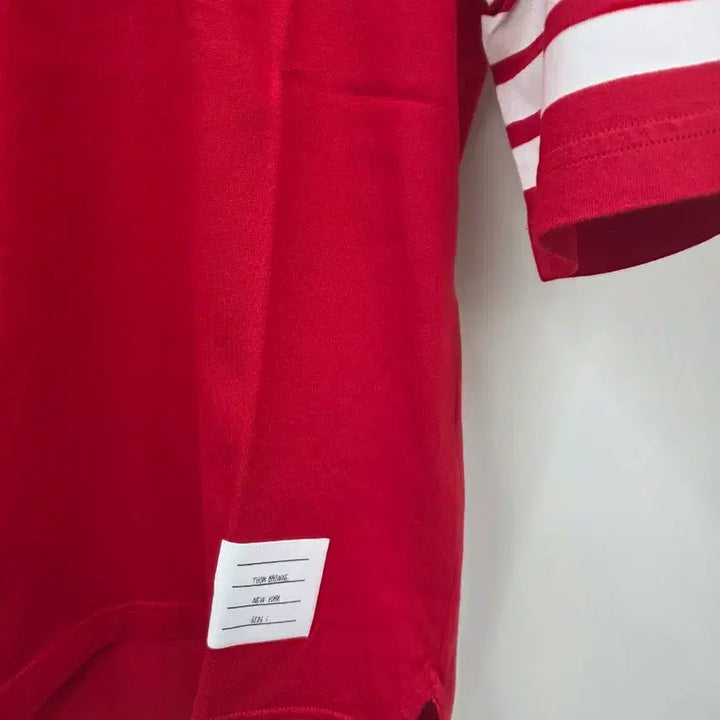 [BUNJANG] Thom Browne Four-Bar Short Sleeve T-shirt Red / 한정판 톰브라운 사선 완장 반팔 티셔츠 레드