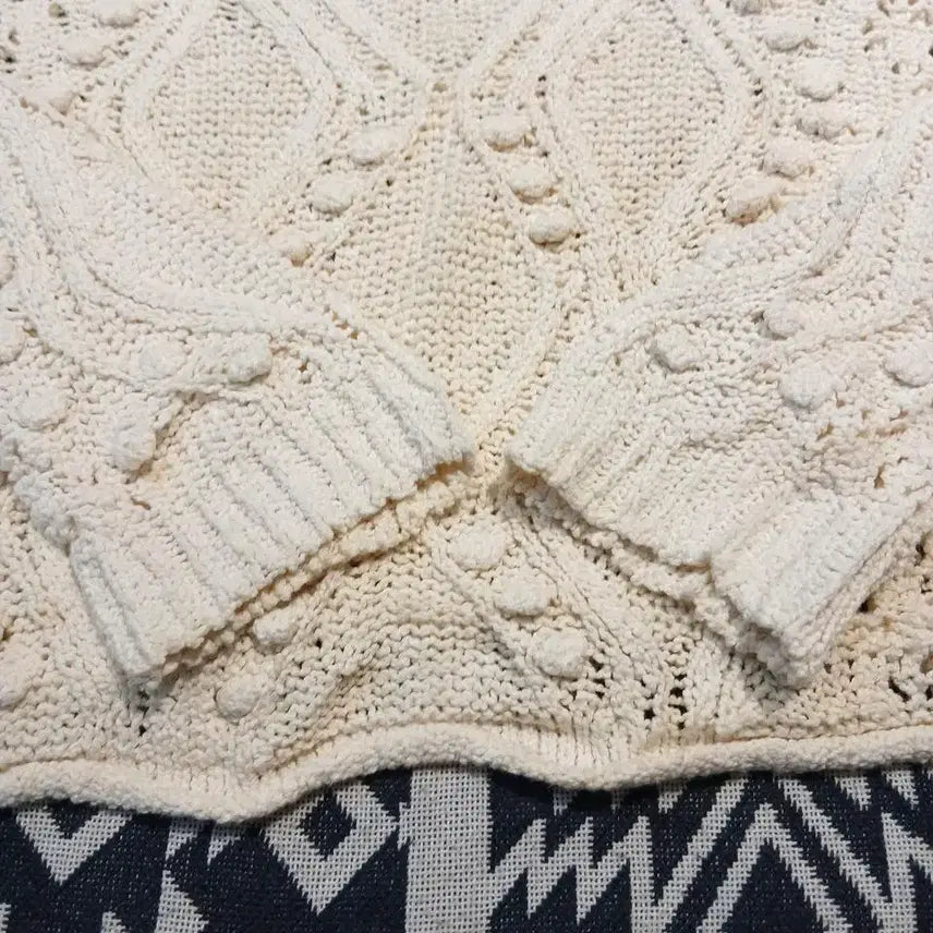 [BUNJANG] ZARA Ivory White Pom-pom Crochet Blouse / ZARA 자라 아이보리 화이트 방울 폼폼 시스루 펀칭 모리걸 코튼블렌드