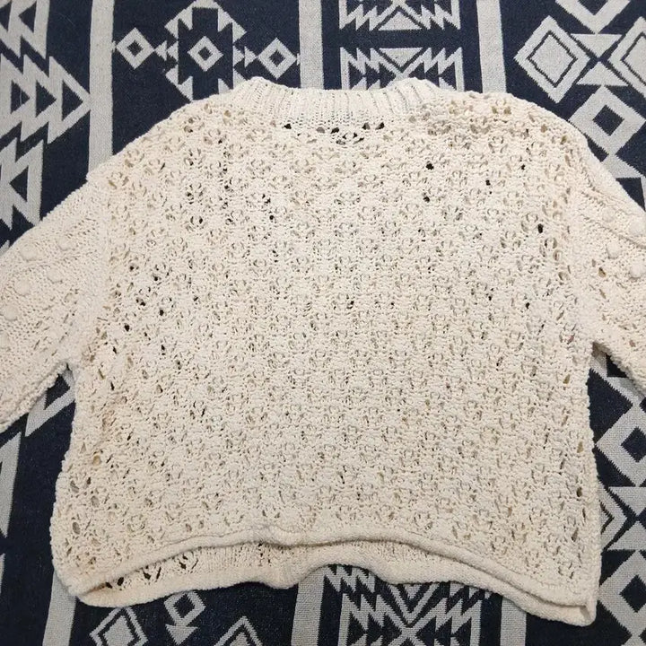 [BUNJANG] ZARA Ivory White Pom-pom Crochet Blouse / ZARA 자라 아이보리 화이트 방울 폼폼 시스루 펀칭 모리걸 코튼블렌드