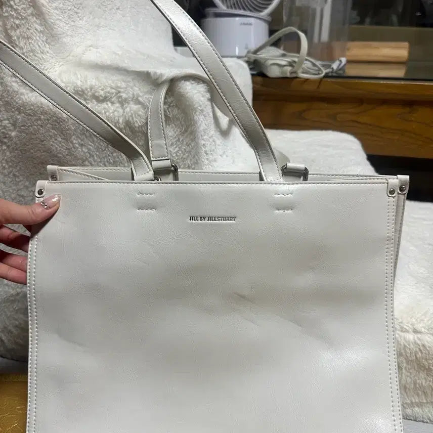[BUNJANG] Jill by Jill Stuart X Jju Unni White Tote Bag / 쭈언니 질바이질스튜어트 케미백 화이트 토트백 JLBA3F312WT