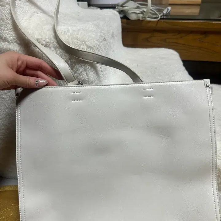 [BUNJANG] Jill by Jill Stuart X Jju Unni White Tote Bag / 쭈언니 질바이질스튜어트 케미백 화이트 토트백 JLBA3F312WT