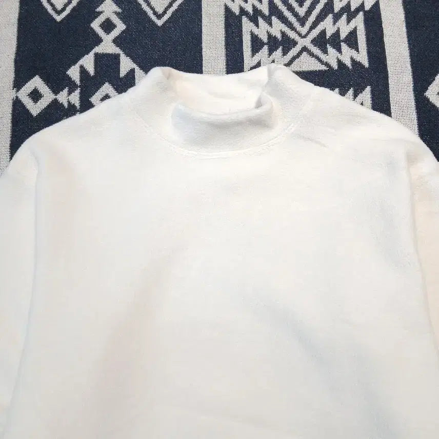 [BUNJANG] Uniqlo x White Mountaineering Mock Neck Shirt / 유니클로 X 화이트 마운티니어링 JP 화이트 카키 라이닝 언발란스 모크넥