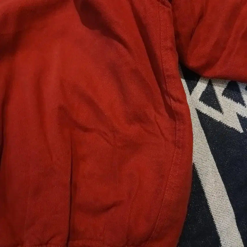 [BUNJANG] Pink House Pigment Red Inner Christmas Check Logo Arm Pocket Cotton G2 A1 / 리바이스 실버탭 연청워싱 루즈핏 블랭크탭 워터리스 청바지 데님팬츠 32