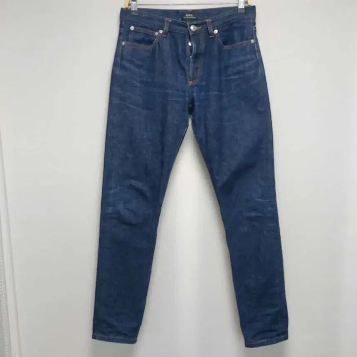 [BUNJANG] APC Slim Fit Washed Jeans (Size 30) / APC 슬림 워싱진/30/구제24시/일