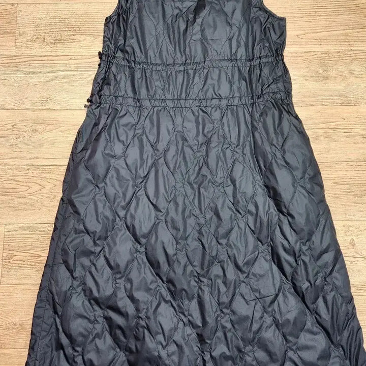 [BUNJANG] Edge Ori Quilted Long Dress / 엣지오리퀼팅원피스
