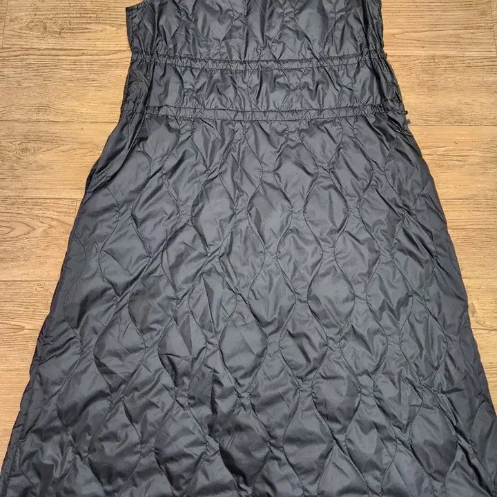[BUNJANG] Edge Ori Quilted Long Dress / 엣지오리퀼팅원피스